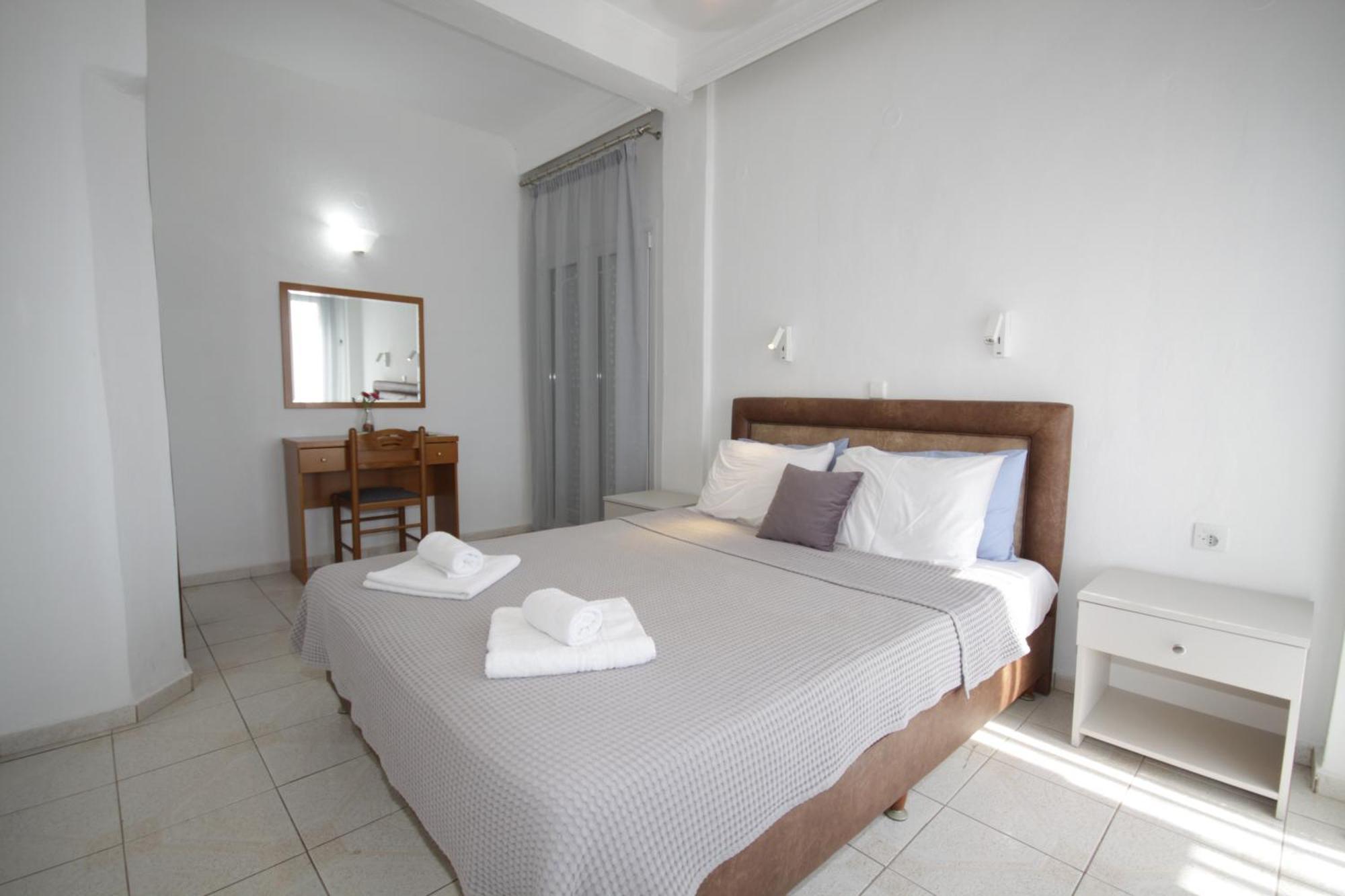Portodream Studios & Apartments Neos Marmaras Esterno foto