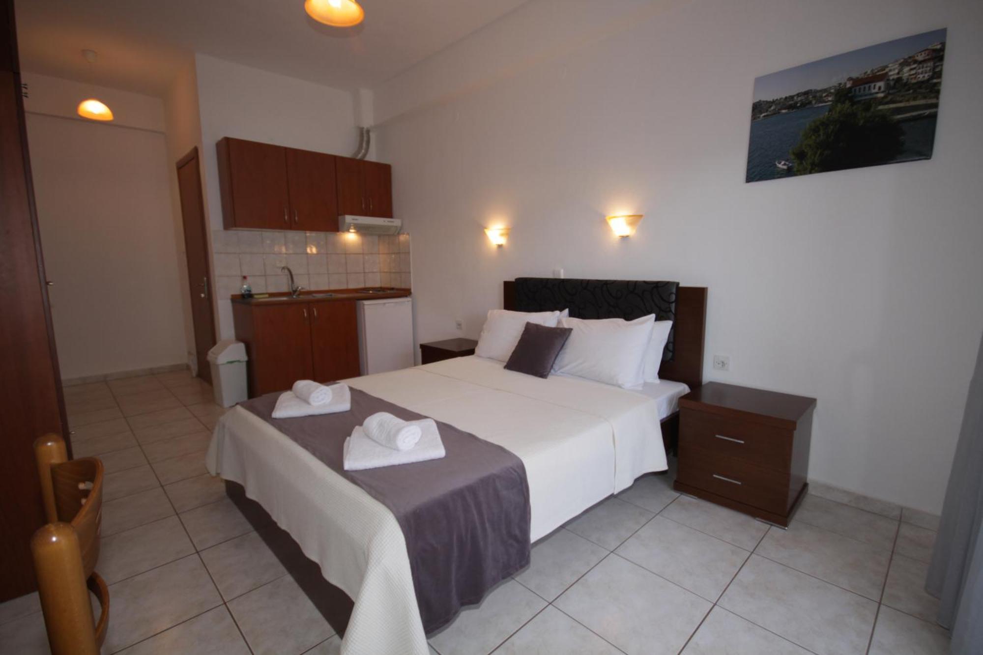 Portodream Studios & Apartments Neos Marmaras Esterno foto
