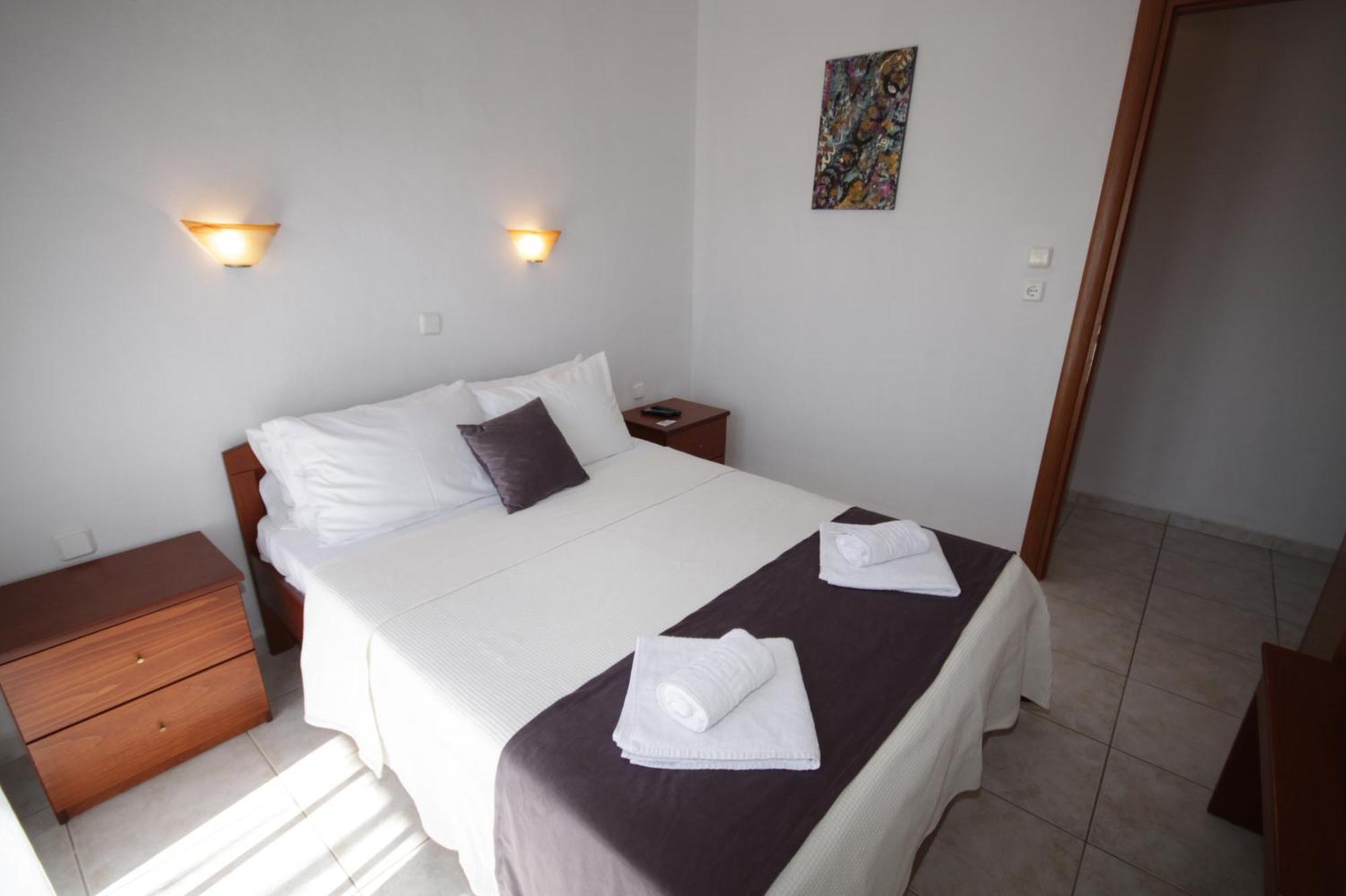 Portodream Studios & Apartments Neos Marmaras Esterno foto