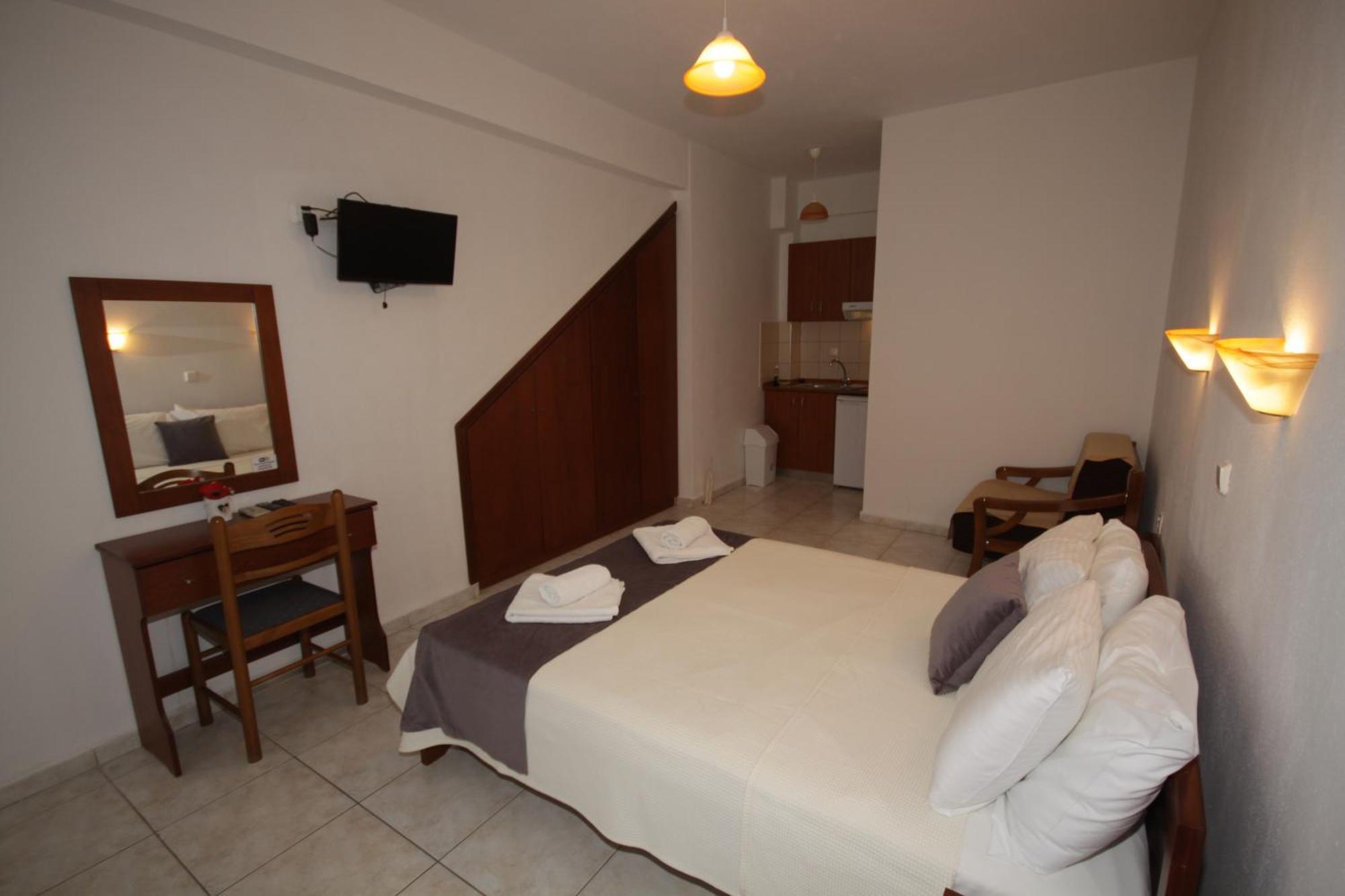 Portodream Studios & Apartments Neos Marmaras Esterno foto